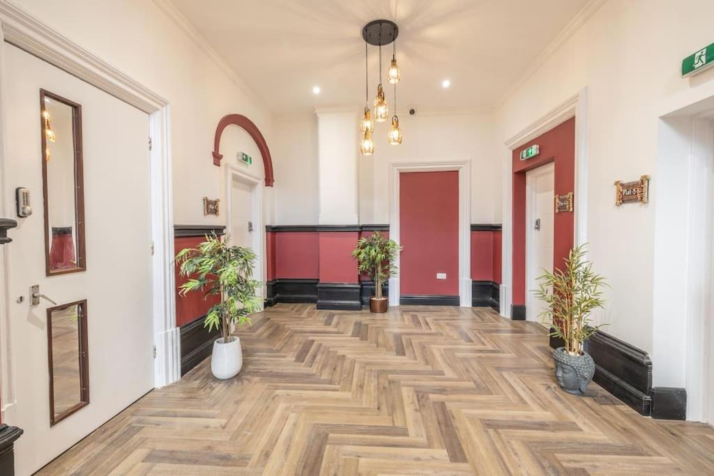 The Pocklington - The Golden Mile Suite Leicester Buitenkant foto