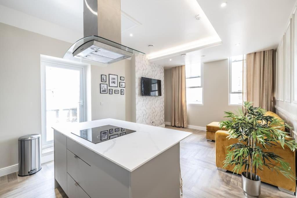 The Pocklington - The Golden Mile Suite Leicester Buitenkant foto